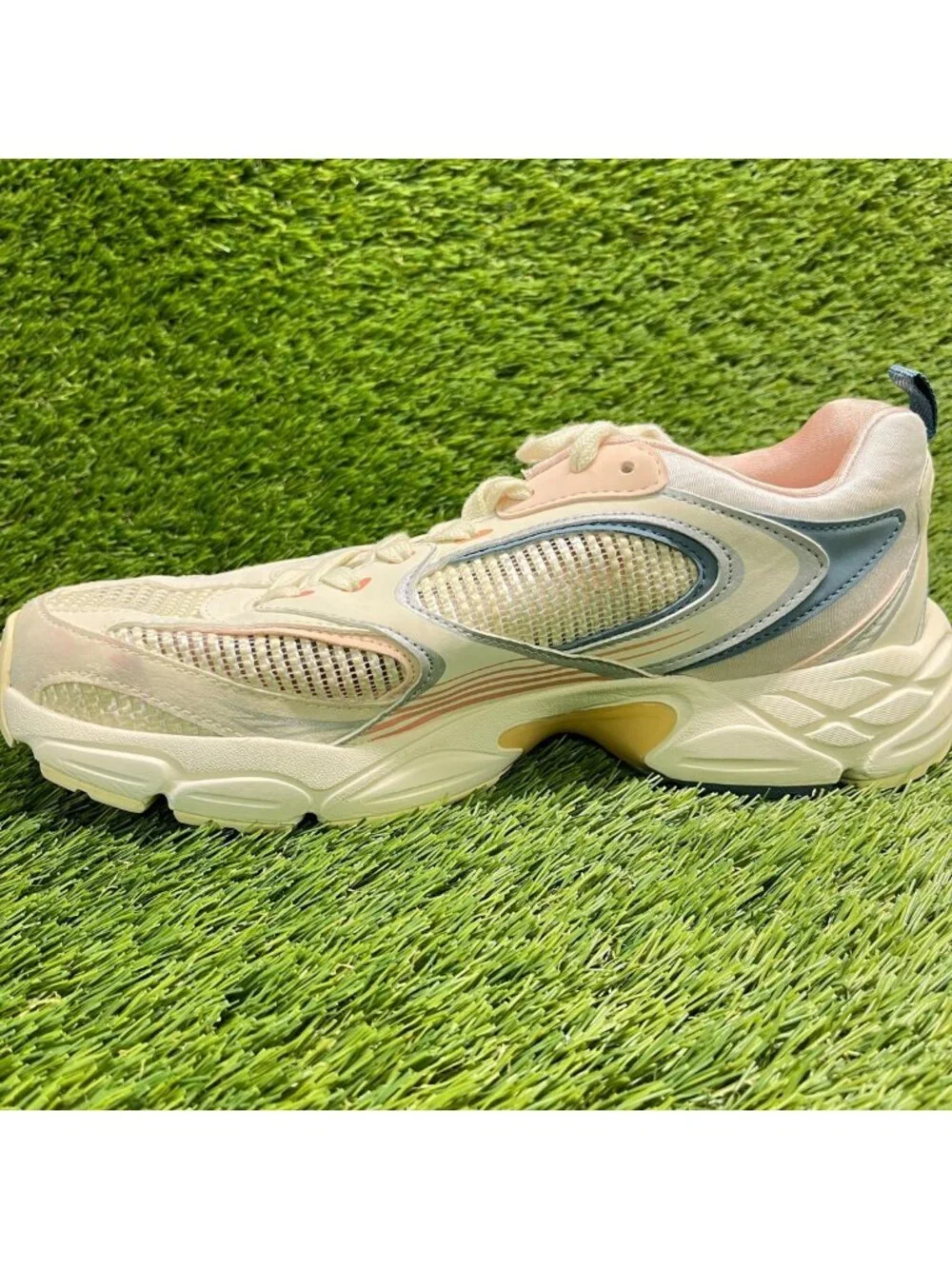 Lacoste please review